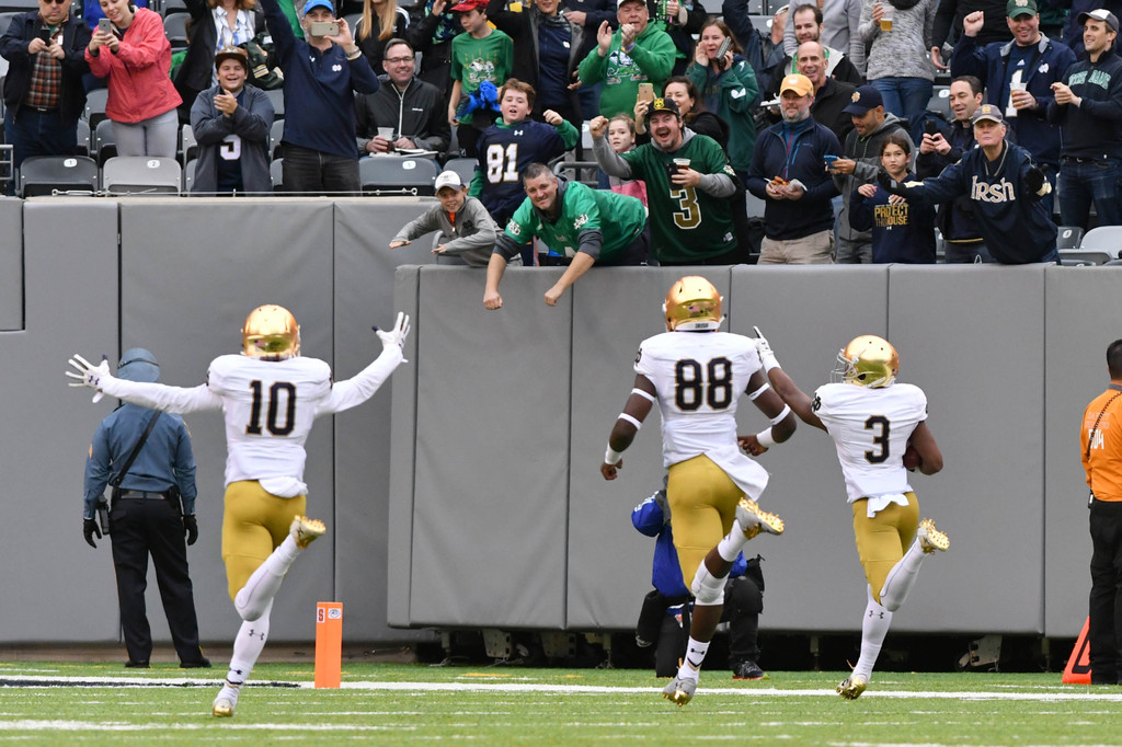 Notre Dame 50, Syracuse 33