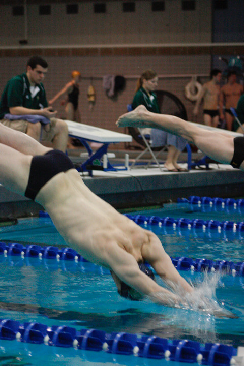Notre Dame is off to a fast start after taking the 800 free relay title.