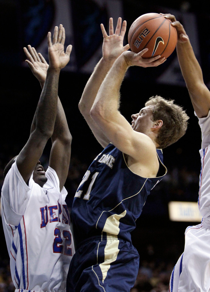 No. 9 Irish Rout DePaul, 83-58 (AP)