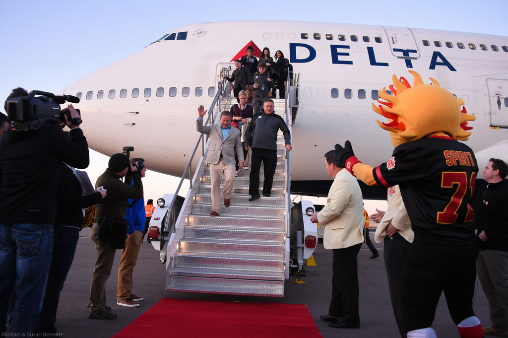 Irish Arrive at Fiesta Bowl