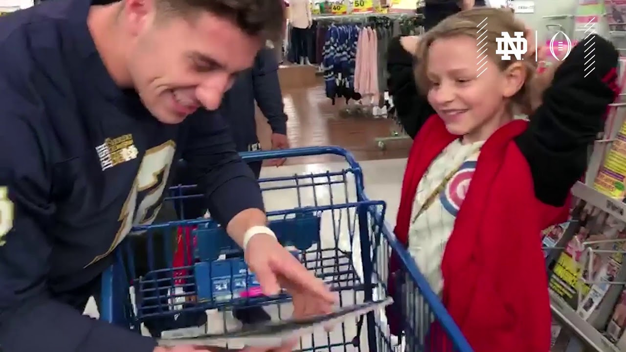 @NDFootball | The Joy of the Christmas Season (2018)