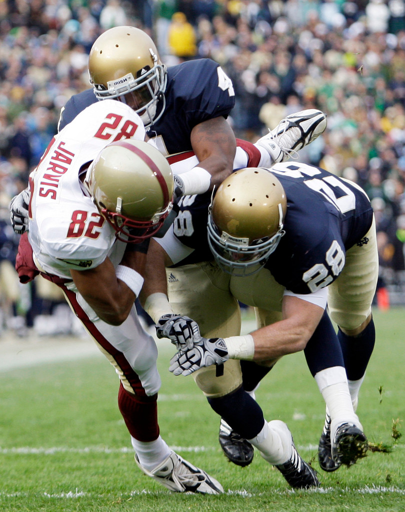 Irish Halt Eagles, 20-16
