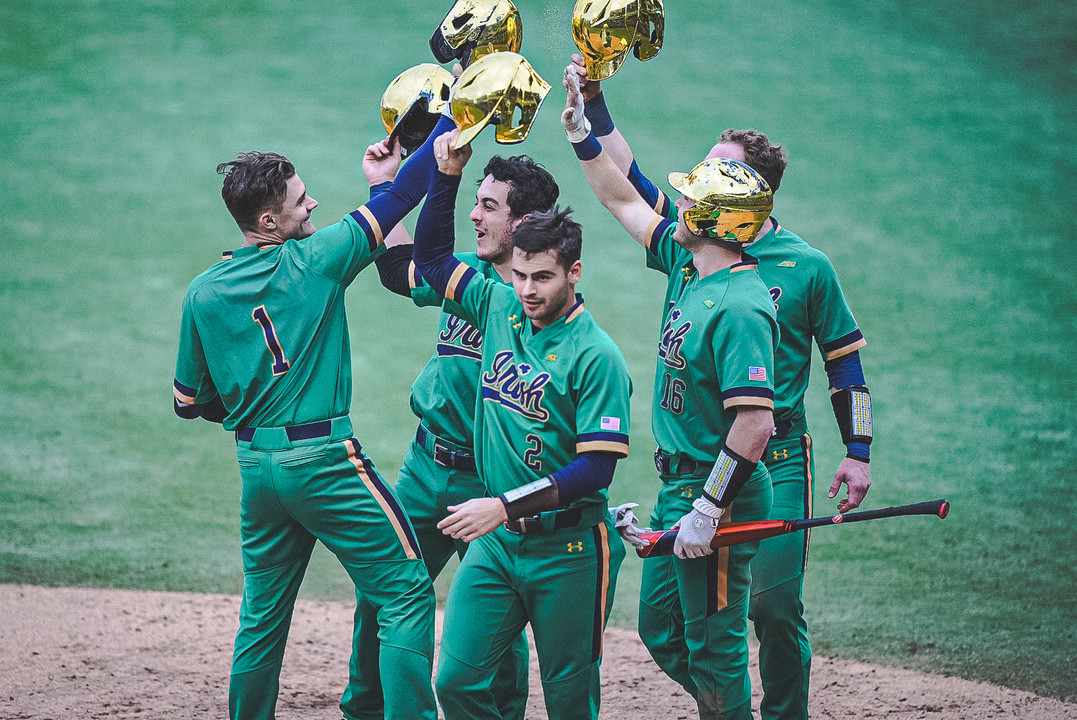 Notre Dame Fighting Irish - Official Athletics Website