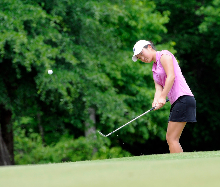Junior Kelli Oride was one of three Notre Dame players to post a lower second round score than in her opening 18 holes Sunday, carding a team-low 71 (-1)