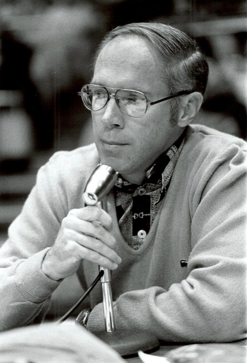 Jack Lloyd was a familiar voice at Notre Dame athletic events for nearly a half-century.