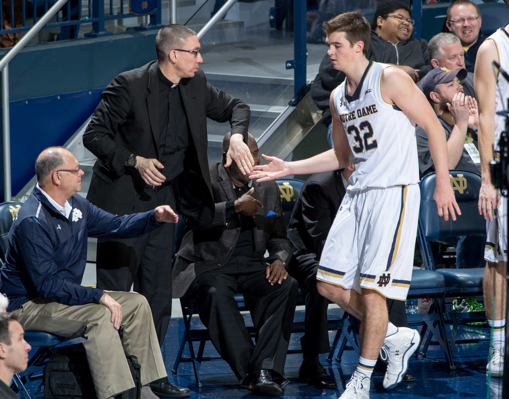 Notre Dame Fighting Irish - Official Athletics Website