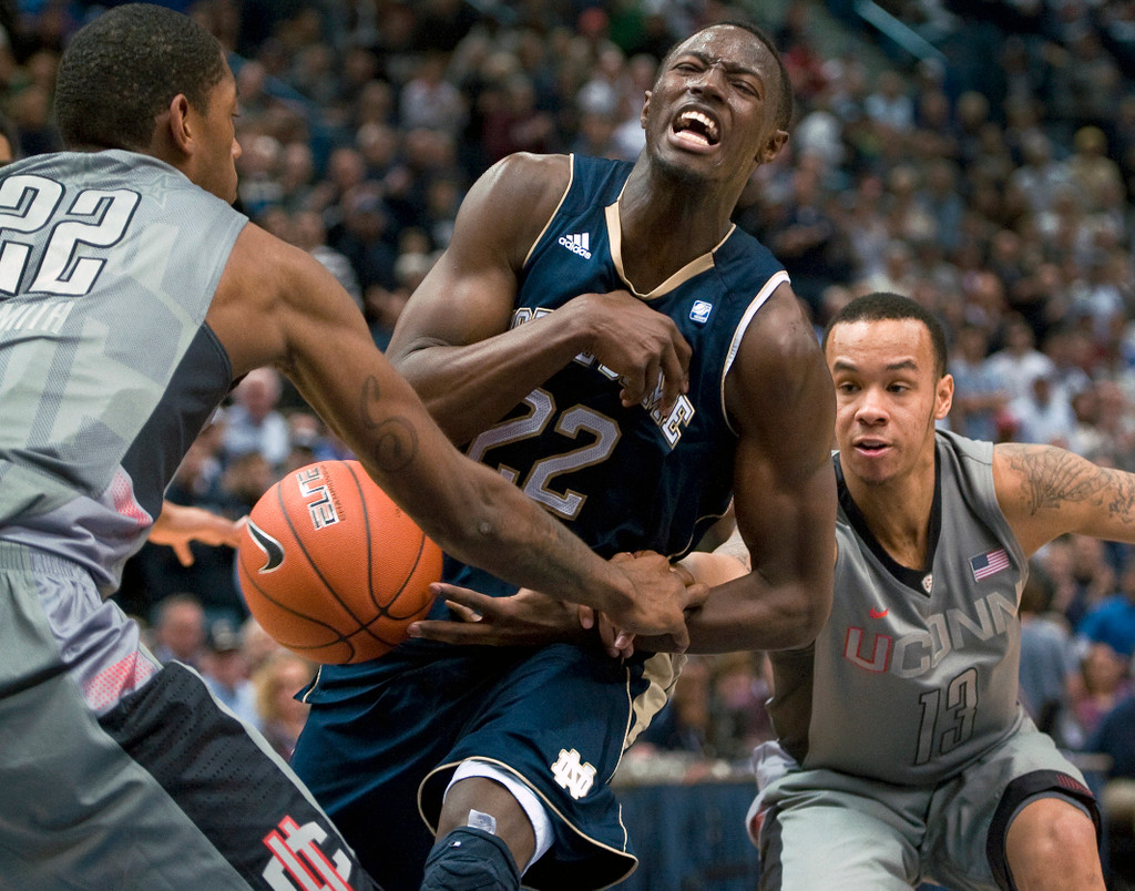 Second Half Surge Pushes Irish Past No. 24 UConn, 50-48 (AP)