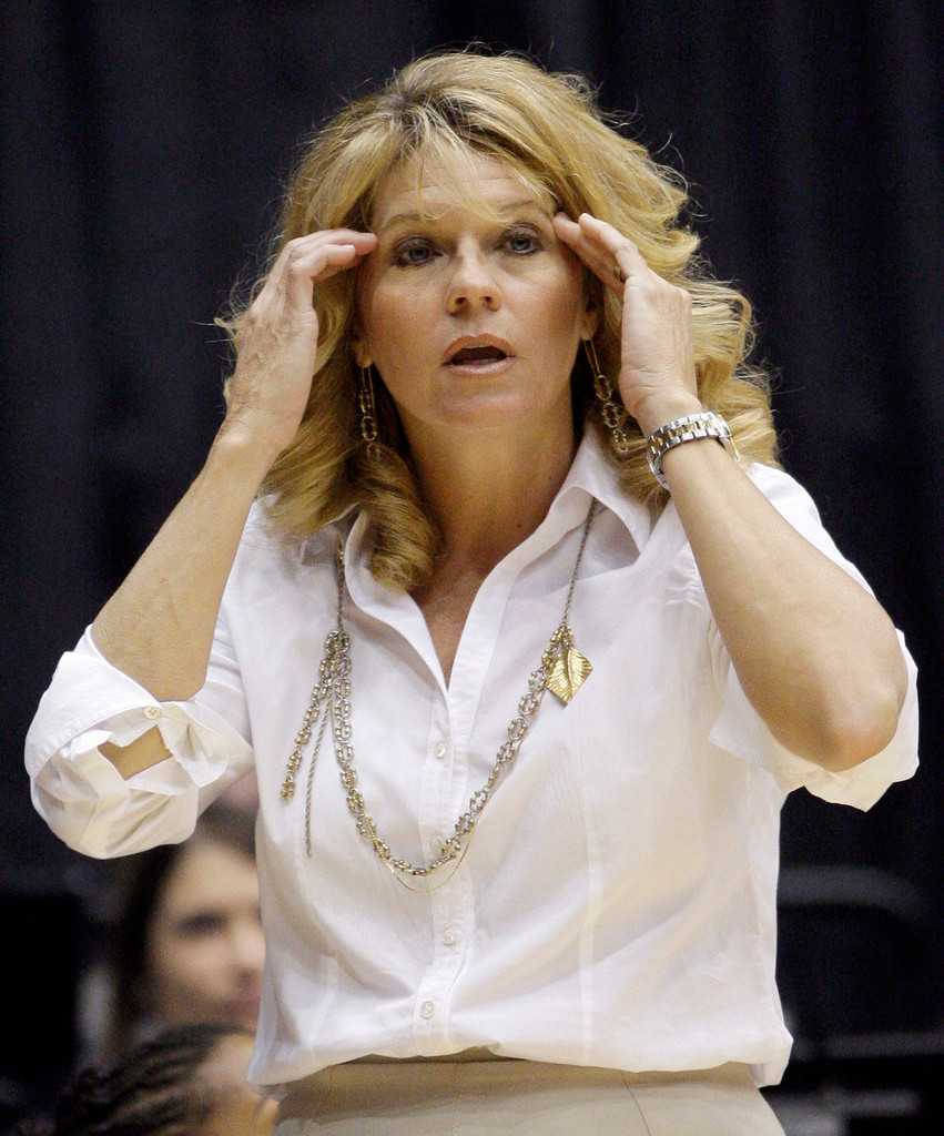 #9/7 Irish Proceed to Regional Finals, Triumph Over Oklahoma, 78-53 (AP)