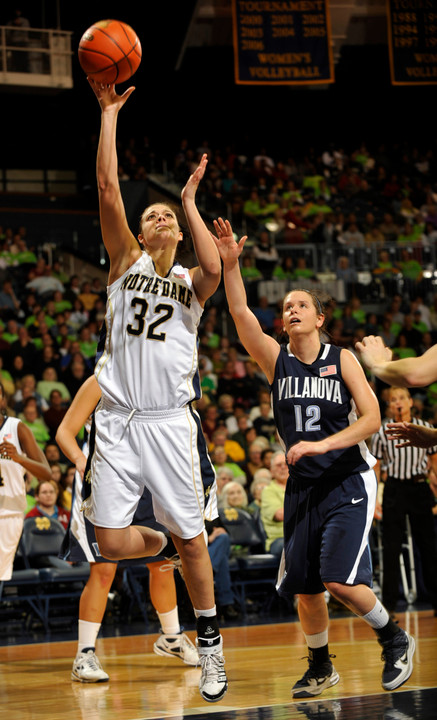 Senior forward Becca Bruszewski is one of eight monogram winners and two starters who will be returning for Notre Dame from last year's NCAA Sweet 16 squad that posted a 29-6 record.