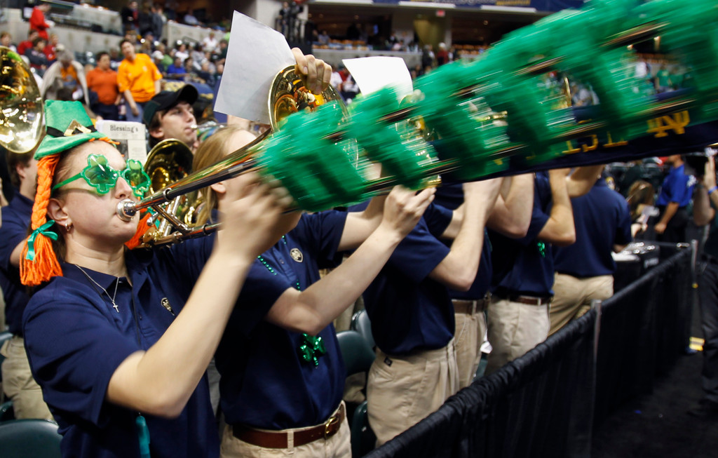 Irish Advance to Final, Topple Top-Ranked UConn 72-63 (AP)