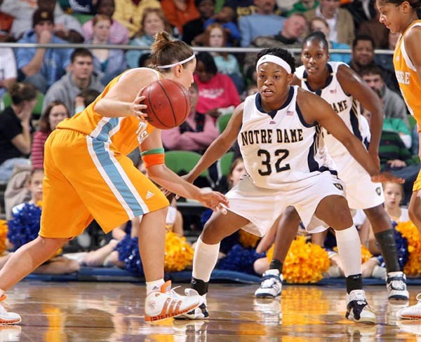 Breona Gray and the Irish head to Syracuse to face the Orange on Tuesday night.