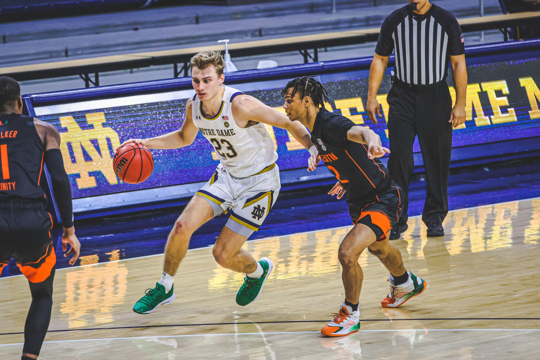 Notre Dame Fighting Irish - Official Athletics Website
