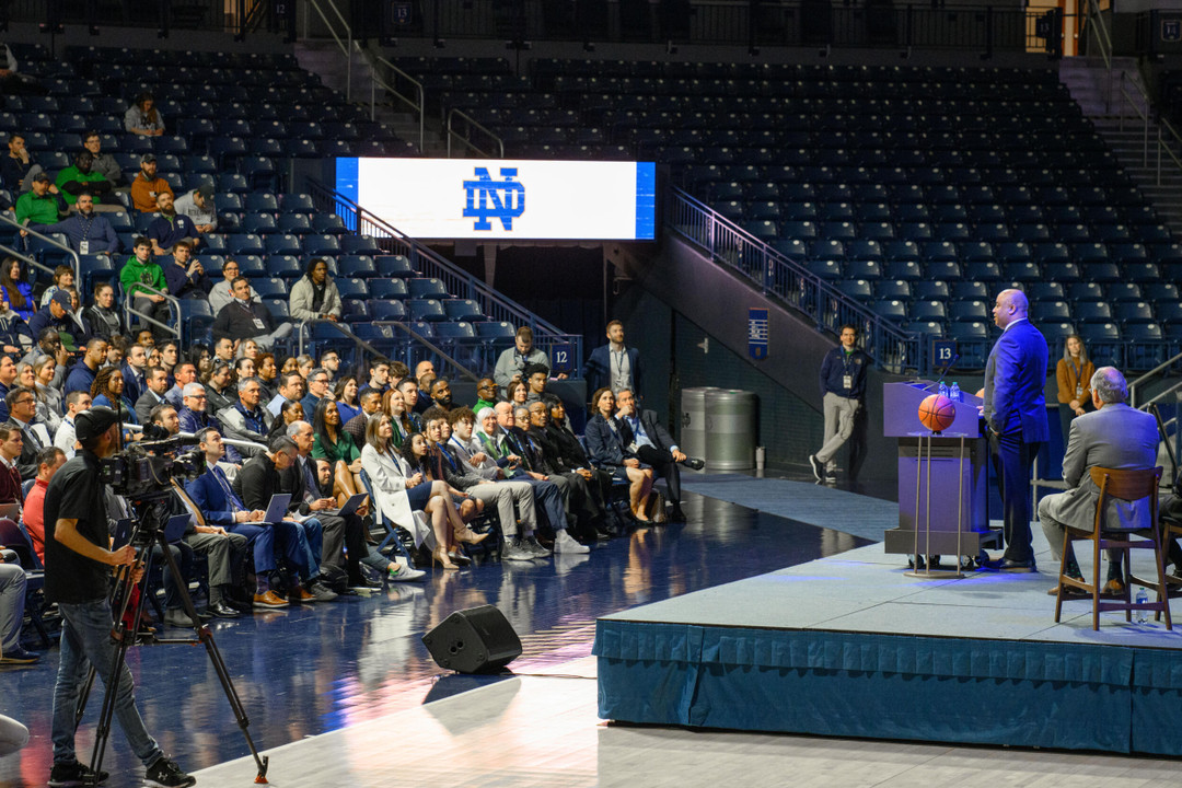 Notre Dame Fighting Irish - Official Athletics Website