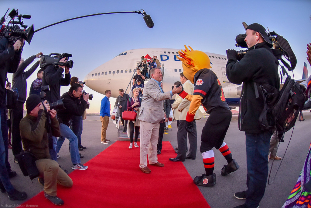 Irish Arrive at Fiesta Bowl
