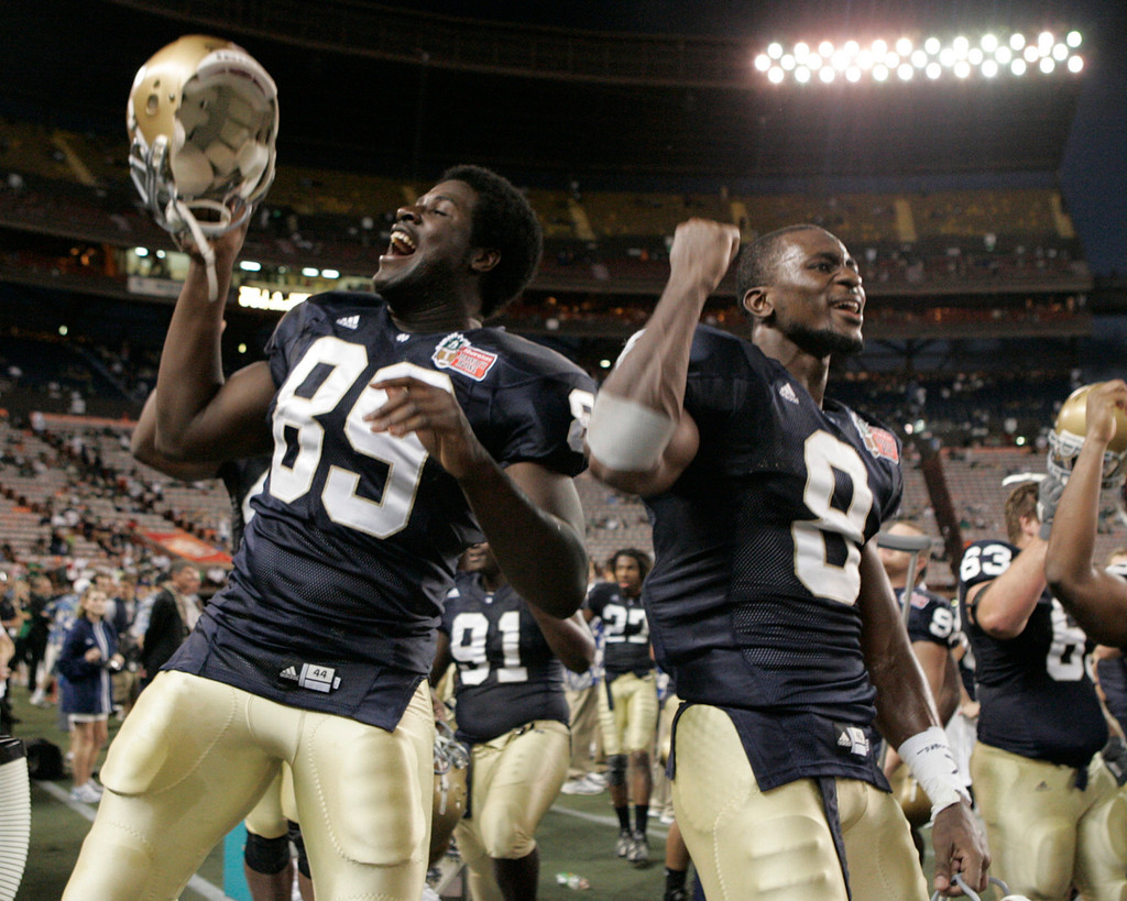 Irish Dominate All Phases En Route To Hawai'i Bowl Win