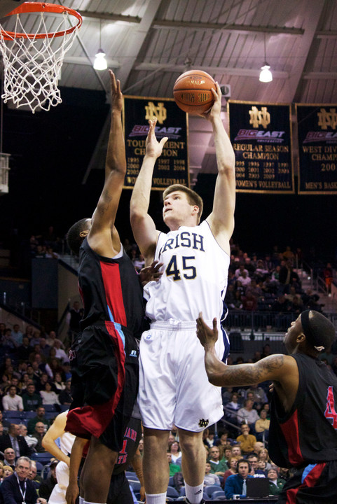 Jack Cooley registered back-to-back 22-point outings against Maine and Dartmouth.