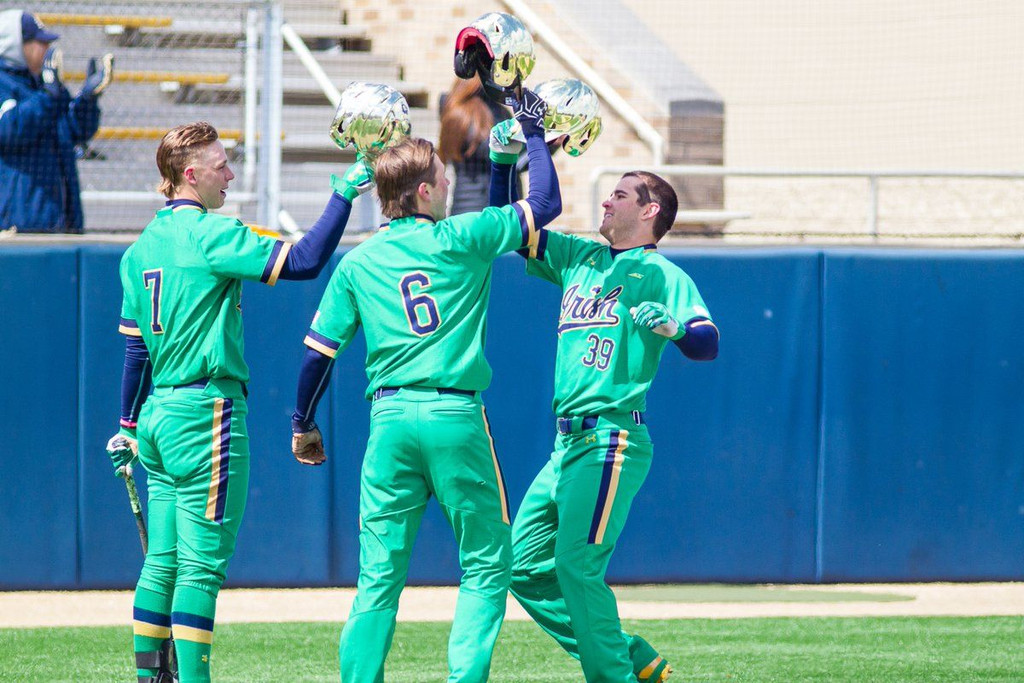 Notre Dame Fighting Irish - Official Athletics Website