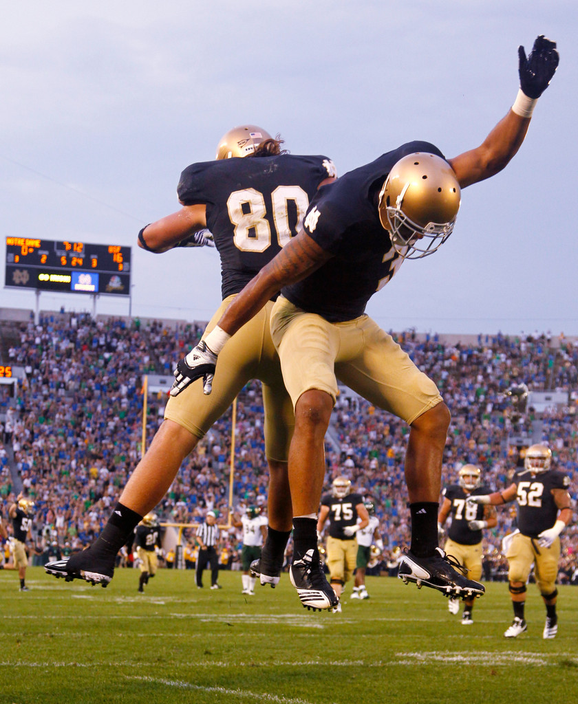 No. 16 Irish Drop Season Opener To USF, 23-20 (AP)