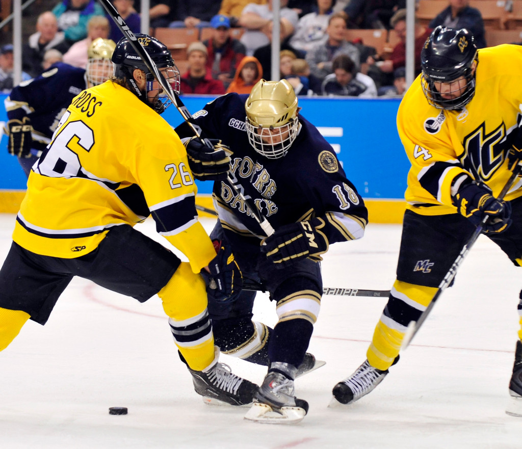A Season in Photos: 2010-11 Notre Dame Hockey