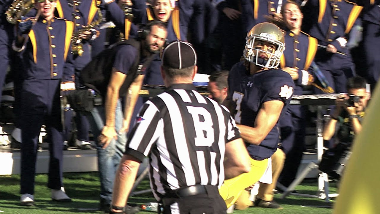Quick Plays: Fuller Slips In (21-7)