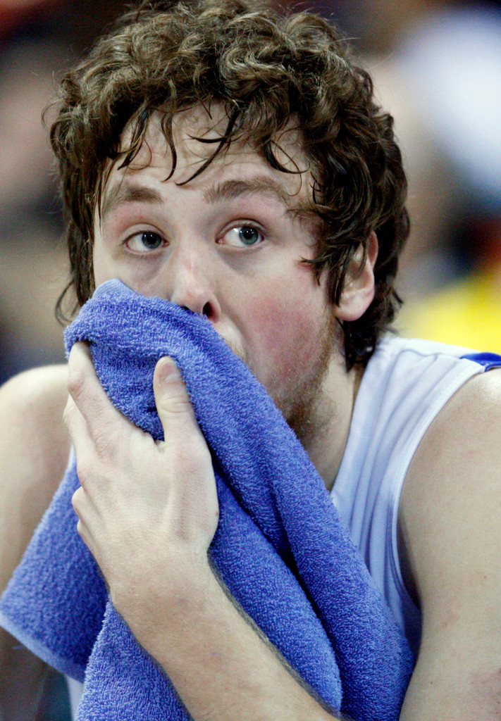 No. 23 Irish Take Care of Billikens, 64-52 (AP)