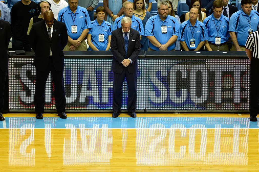 No. 13 Notre Dame ve. No. 18 UNC