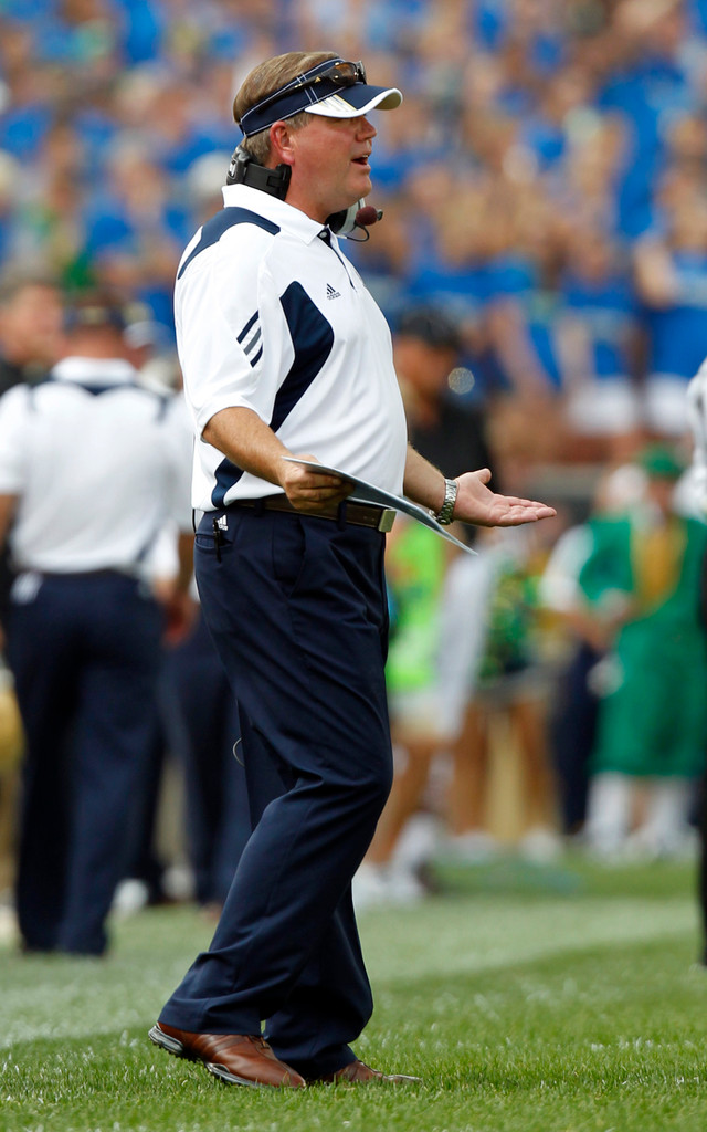 No. 16 Irish Drop Season Opener To USF, 23-20 (AP)