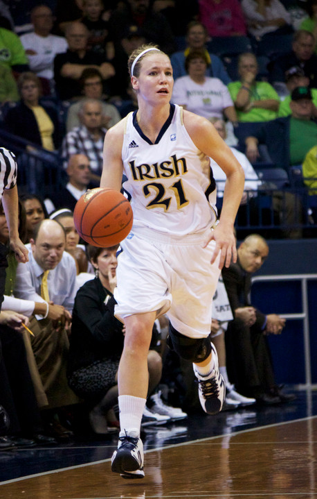 Senior guard/tri-captain Natalie Novosel was named BIG EAST Player of the Week on Monday after scoring a game-high 23 points and grabbing seven rebounds in Sunday's 92-83 win over No. 8/7 Kentucky.