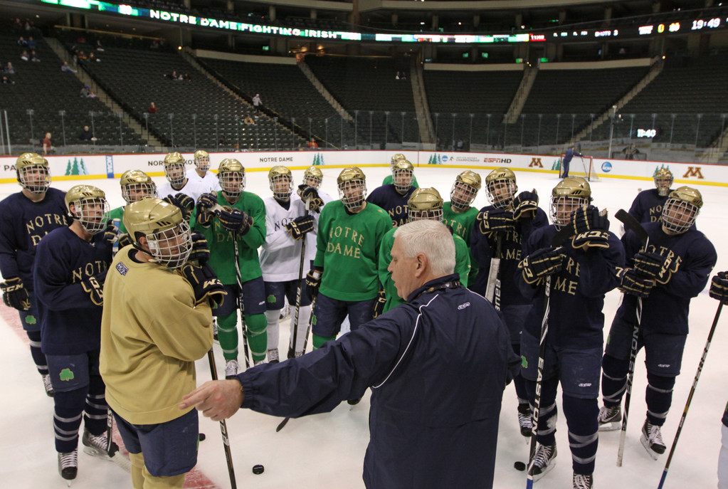 A Season in Photos: 2010-11 Notre Dame Hockey