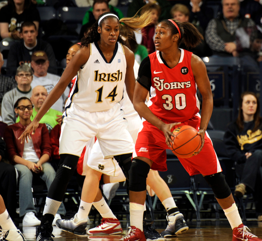#11/10 Irish Topple #RV/23 St. John's, 69-36 (AP)