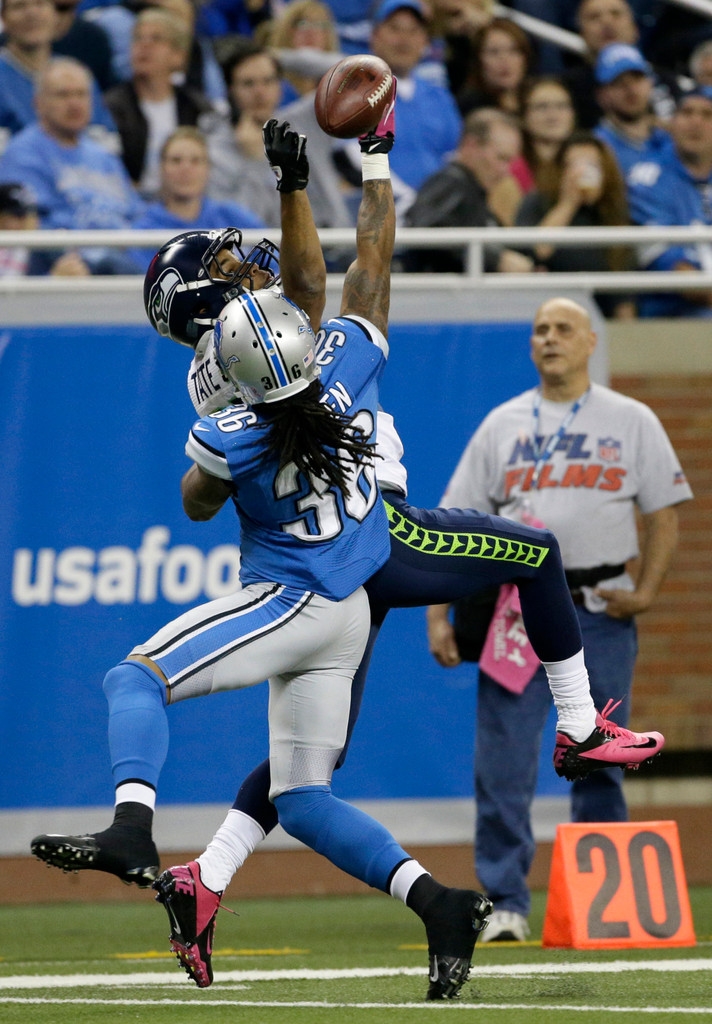 Former Irish Players in the NFL - 2012 (AP)