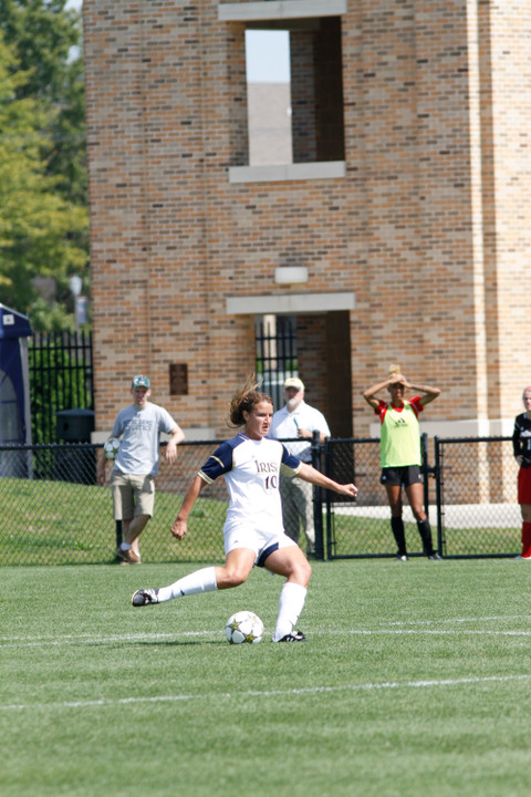 Freshman midfielder Glory Williams came off the bench to deliver the primary assist on classmate Cari Roccaro's tying goal in Friday's 2-1 win over No. 10/12 Wake Forest in the second round of the NCAA Championship.