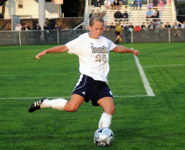 #2 Women's Soccer Downs Loyola-Chicago