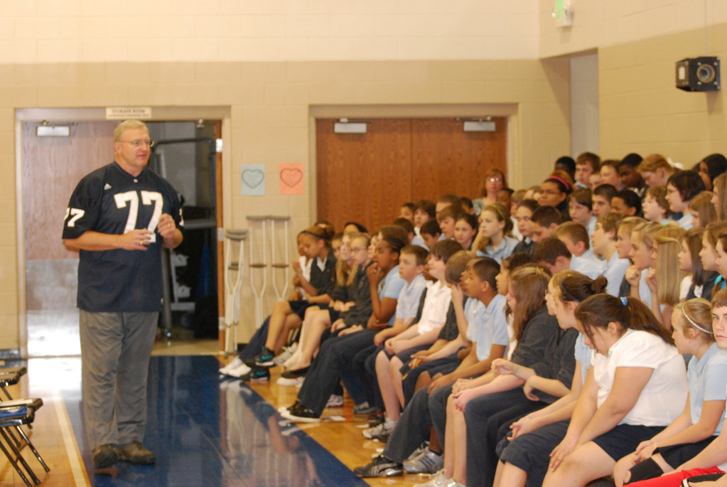 Mike McCoy Speaks at Local School