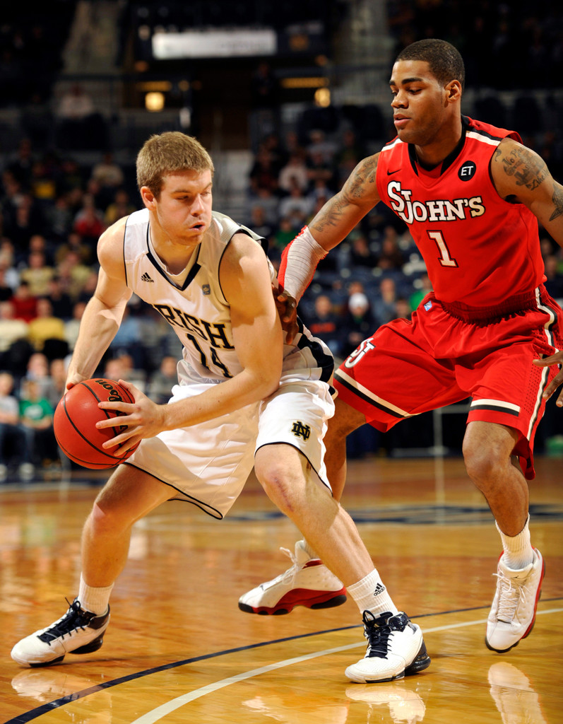 No. 14 Notre Dame Routs St. John's, 76-61 (AP)