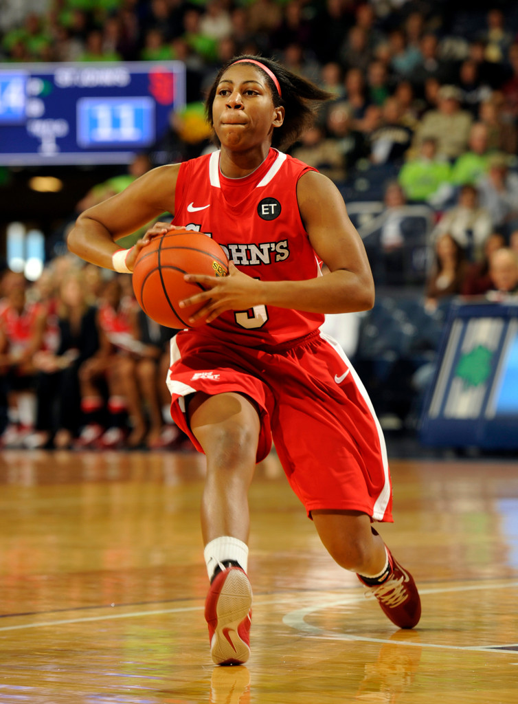#11/10 Irish Topple #RV/23 St. John's, 69-36 (AP)