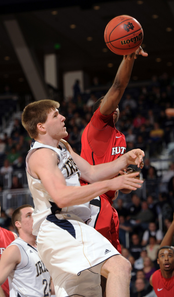 Cooley Leads No. 23 Irish Over Rutgers, 71-53 (AP)