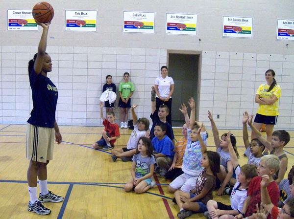 ND Women's Basketball Visits South Bend YMCA