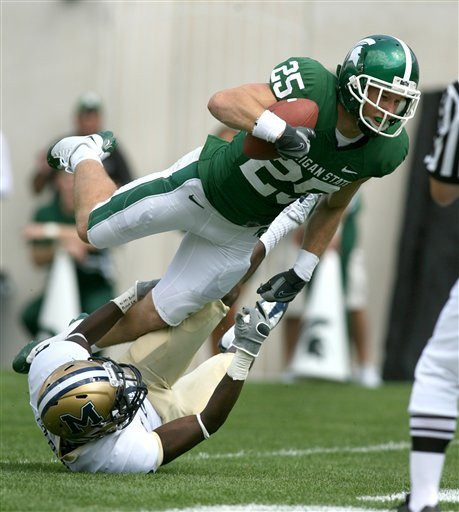 Blair White has been the top receiving threat for Michigan State so far in 2009.