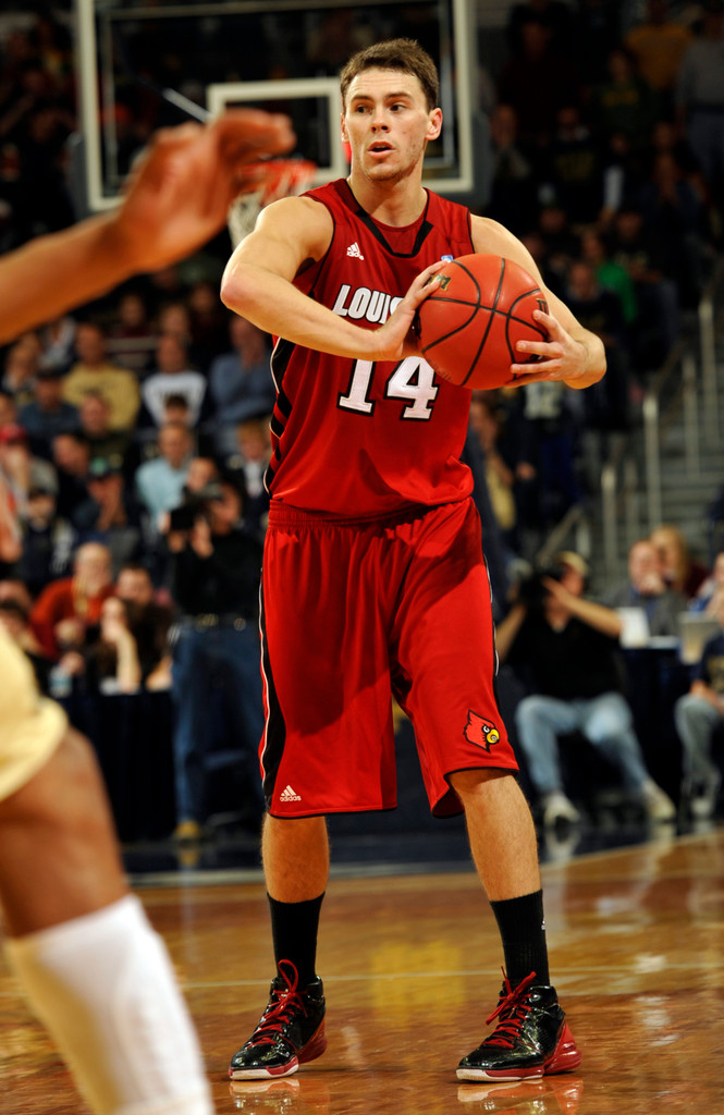 No. 8 Irish Beat No. 16 Louisville, 89-79, in OT (AP)