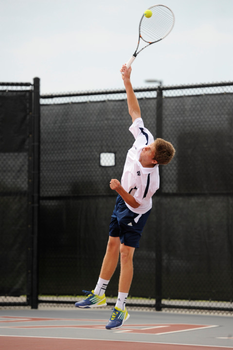 Sophomore Quentin Monaghan opens the season ranked 90th in the country.