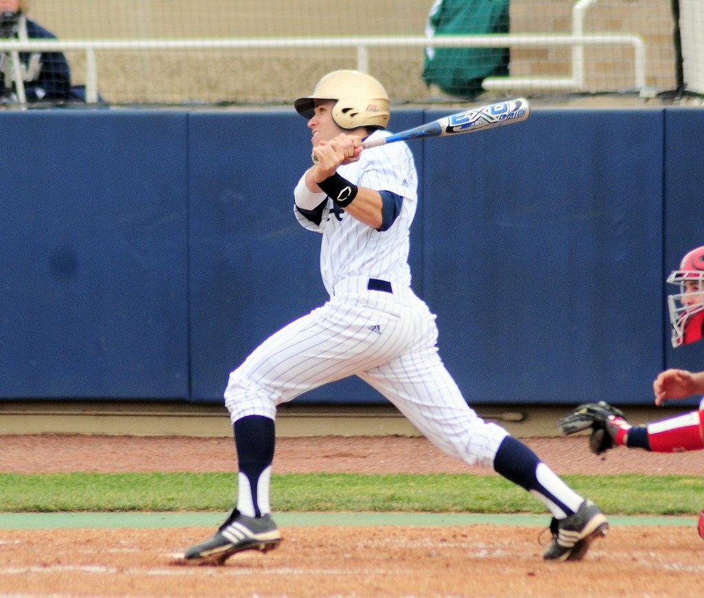 Irish Fall to UIC