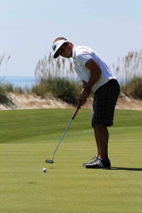 Max Scodro fired the low round for the Irish on Tuesday, netting a 69 (-3) aided by birdies on five of the final seven holes.