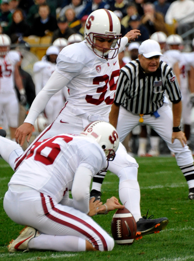 Notre Dame Falls to No. 16 Stanford, 37-14 (AP)