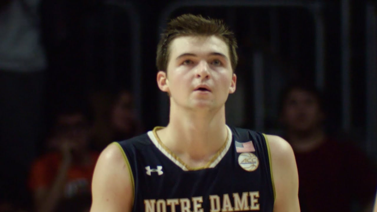Quick Play | Steve Vasturia in the Clutch