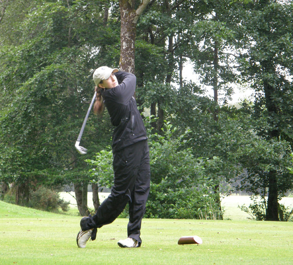 Kristin Wetzel and the Irish broke out their rain gear on Saturday morning, but they did not get the chance to tee off due to the soggy conditions at the Bettie Lou Evans Invitational.