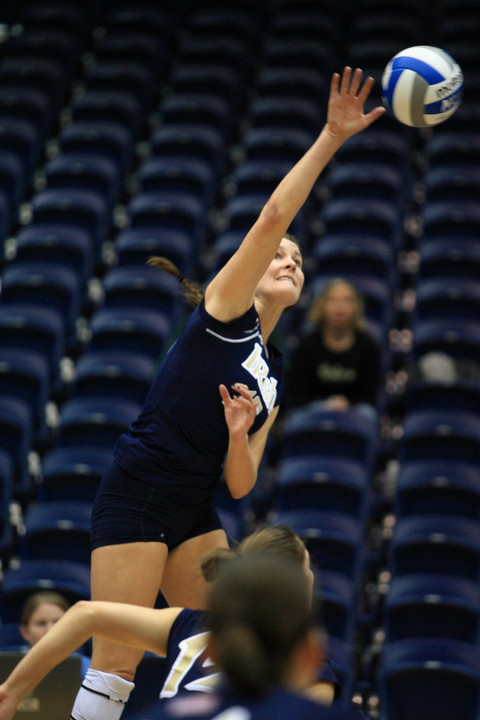 The Irish advance to the BIG EAST Championship finals with a 3-1 win over St. John's on Saturday.