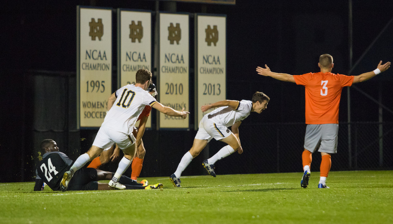 Notre Dame Fighting Irish - Official Athletics Website