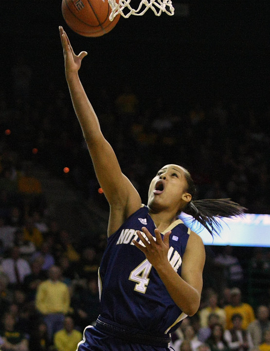 Skylar Diggins scored 19 points.