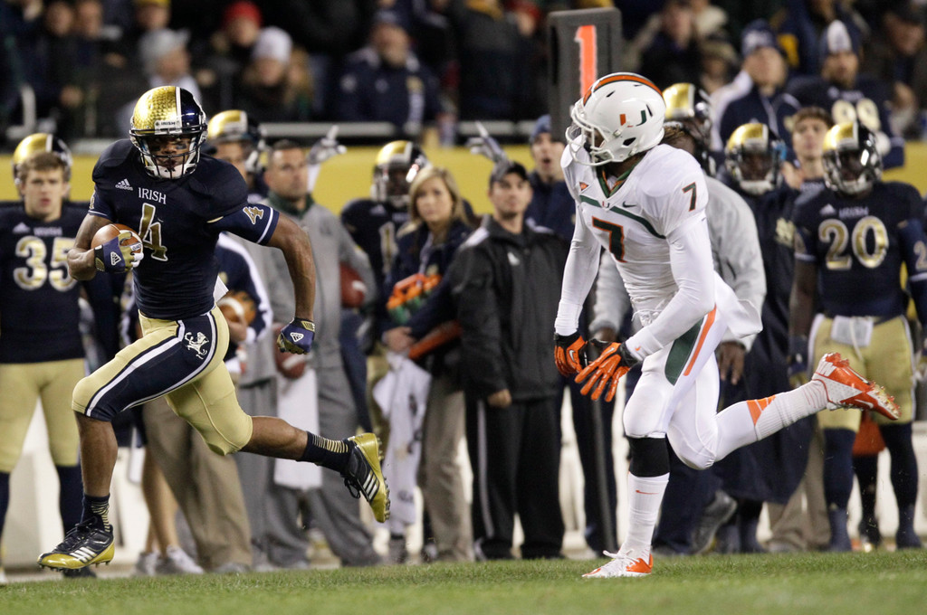 No. 9 Irish Remain Undefeated, Overpower Miami 41-3 (AP)